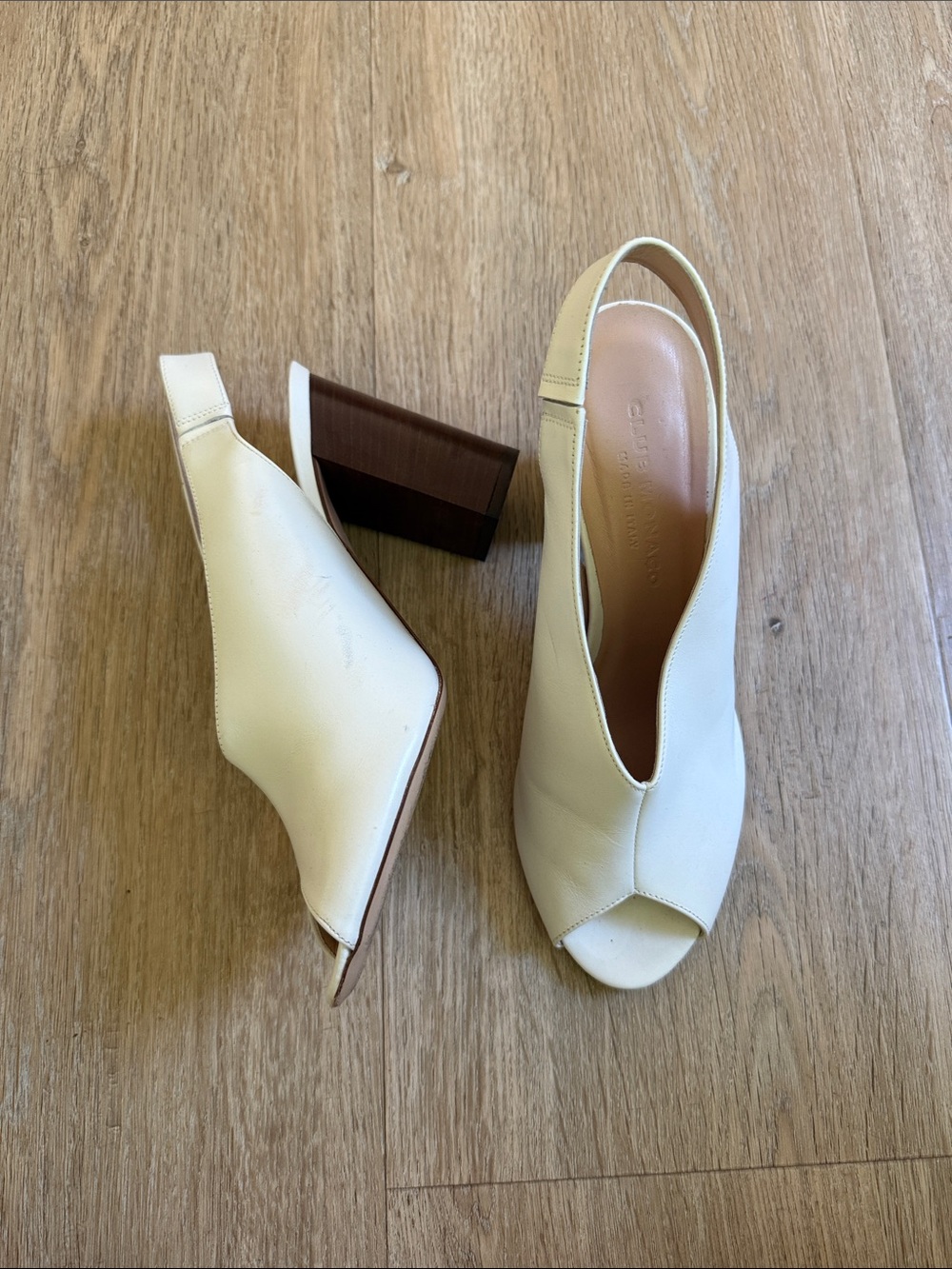 Club Monaco Bone Leather Peep Toe Slingback Block Heel 38